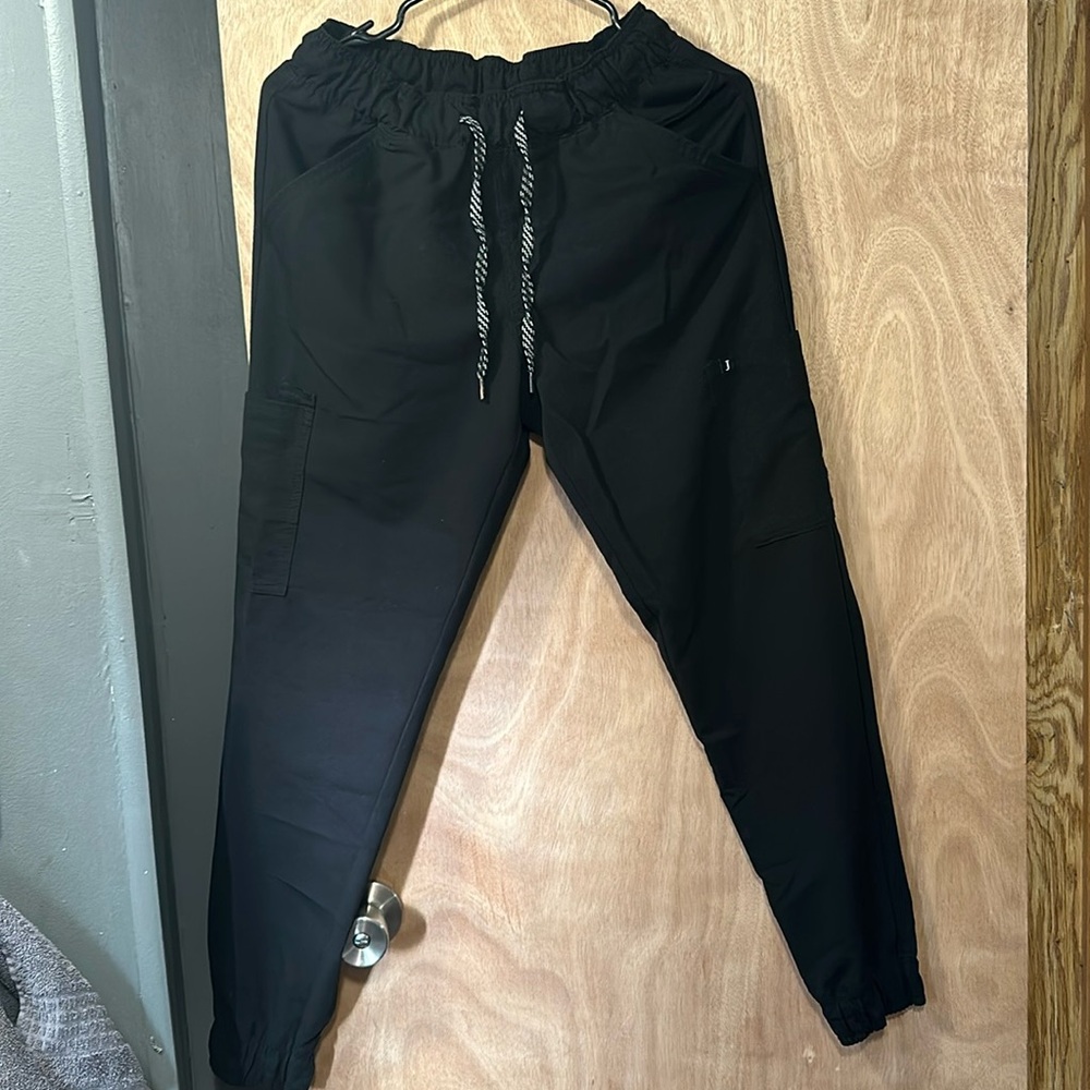 Jaanuu jogger scrub pants